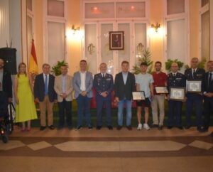 Cabañero felicita a la Subdelegación de Defensa de Albacete por su 30º aniversario en nombre de la Diputación en la celebración de su Día
