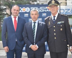Homenaje Institucional en Albacete a los Policías Nacionales Víctimas del Terrorismo con el Respaldar de la Diputación
