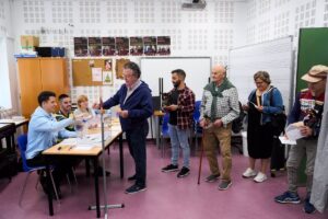 Participación Electoral en Castilla-La Mancha Desciende a las 18:00 y Alcanza el 39,85%, Cayendo 12,92 Puntos Respecto a 2019