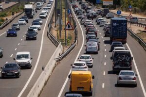 La DGT Calcula 1,1 Millones de Desplazamientos por Carreteras en Castilla-La Mancha Durante el Puente de Santiago