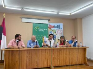 Mejora de la capacitación digital en entornos rurales: inversión de 5,7 millones de euros por el Gobierno regional