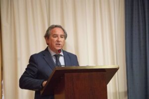 Patronal de Castilla-La Mancha Lamenta Desacuerdos con el Ministerio de Trabajo y Destaca la Gestión Ejemplar del Gobierno de Page en Negociaciones