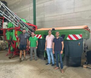 Apoyo del gobierno regional a agricultores y ganaderos albaceteños con 13 millones de euros en maquinaria y equipos