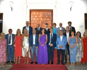 Santi Cabañero Aviva la Centenaria Tradición del Toro de Fuego en las Fiestas Mayores de Barrax
