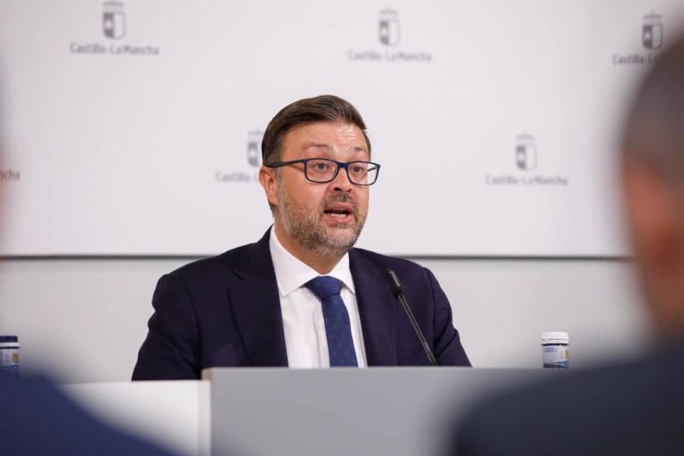 Castilla-La Mancha Publicará La Orden Que Establece La Formación Profesional Dual En Octubre