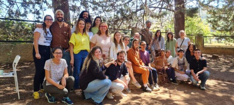 El gobierno regional apoya jóvenes artistas rurales con ‘proyecto alumbra’
