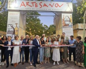 La Diputación de Albacete Renueva su Apoyo al Artesanado en la XXIV Edición de la Feria ‘ARTESANA’