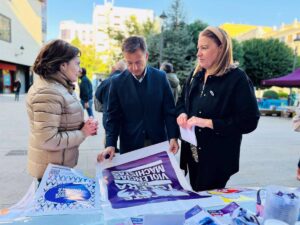 Albacete presenta sus recursos municipales de ayuda psicológica en una jornada pública en Altozano para la ciudadanía
