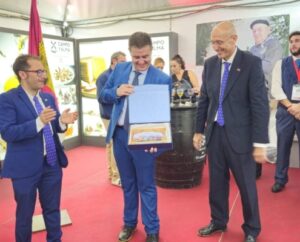 Cabañero se une a la celebración del 40 aniversario de la Casa de Castilla-La Mancha en Sevilla durante el XV Encuentro de Casas Regionales y Provinciales de Sevilla
