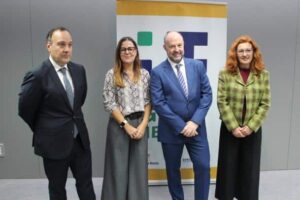 La doctora Mónica Vargas Berzosa, nueva gerente del Área Integrada de Hellín, asume su cargo con entusiasmo y compromiso.