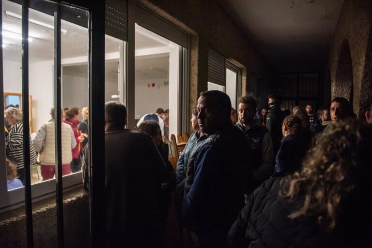 Los vecinos de Letur se quedan en el colegio mientras el pueblo sufre cortes de luz y falta de cobertura