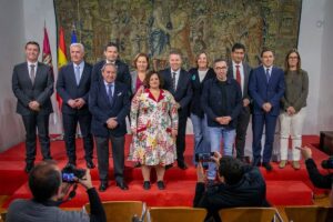 C-LM y Diputaciones Firman Plan De Empleo Para Ayudar A 7.000 Personas A No Quedarse «En La Cuneta»