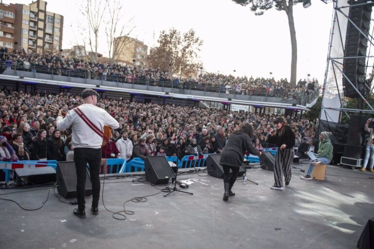 Rozalén Lidera Un Desfile De Solidaridad En El Concierto Benéfico ‘Albacete X Letur’ Ante 3.500 Personas
