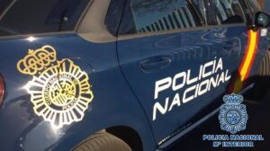 Detienen a tres personas en Albacete por regentar un ‘supermercado’ de droga con incautación de cocaína, hachís y armas