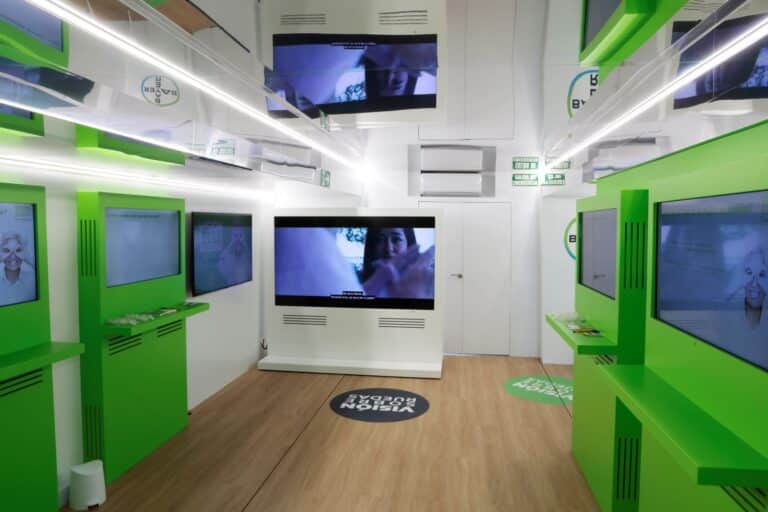 Llega a Albacete la campaña de sensibilización sobre salud oftalmológica ‘Visión sobre ruedas’