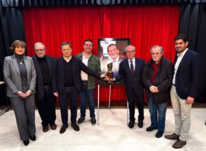 Amithe reconoce la trayectoria del artista teatral Josep María Flotats, el productor Dario Regattieri y el actor Jorge Kent