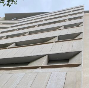 El Colegio de Aparejadores de Albacete Honrado con el Premio ‘Permanencia Obra Nueva del COACM’
