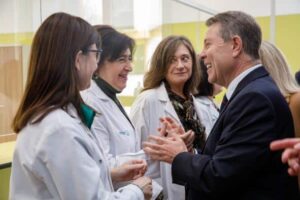 García-Page Presenta un Innovador Plan Regional de Prevención del Cáncer de Pulmón y un Protocolo Avanzado de Teleictus para Mejorar los Tiempos de Reacción