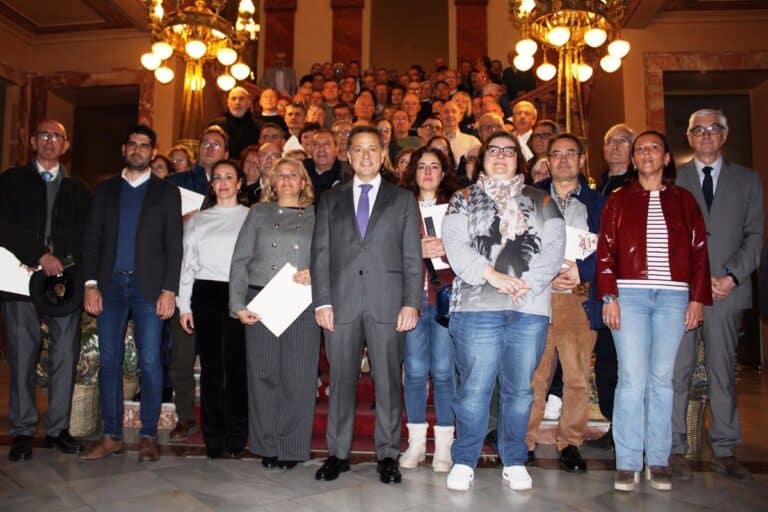 Serrano Resalta La Vocación De Servicio Público De Los Trabajadores Jubilados Del Ayuntamiento De Albacete
