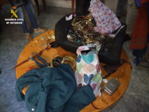 Detenidas tres personas en San Clemente por robo con violencia y lesiones en diferentes incidentes delictivos