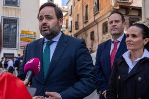 Núñez destaca que la Semana Santa de Castilla-La Mancha es «una de las más importantes» de España y elogia a quienes la hacen posible