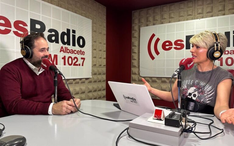 Núñez se compromete a «no descansar ni un minuto» hasta que Page recupere la carrera profesional sanitaria