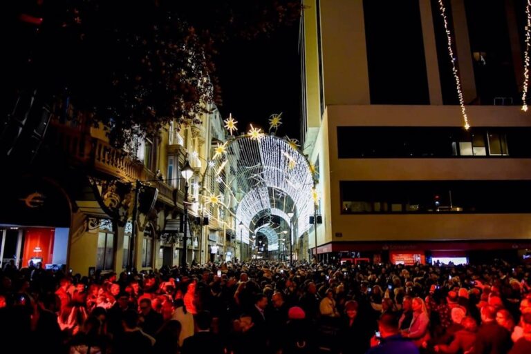 Albacete apuesta por una iluminación innovadora en la Calle Ancha esta Navidad