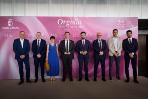 Cabañero Lidera la Delegación de la Diputación en la Celebración de la Identidad de Castilla-La Mancha en Albacete