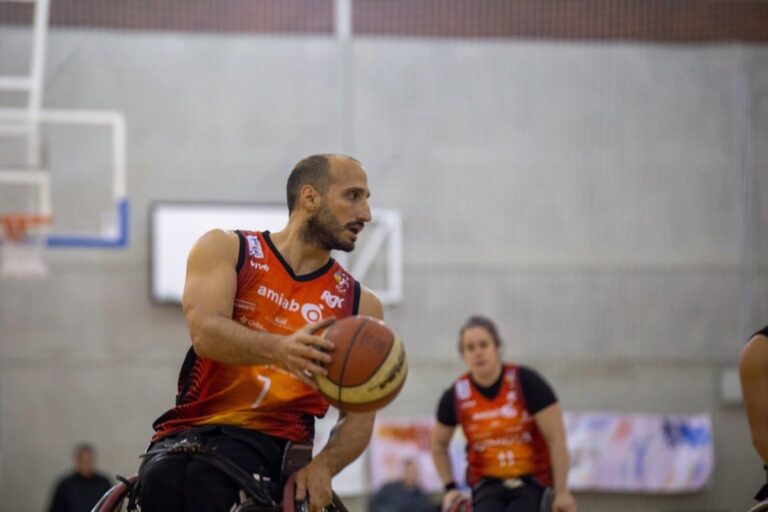 El C.D. Murcia y el Amiab se enfrentan en el Trofeo Ciudad de Albacete de baloncesto en silla de ruedas