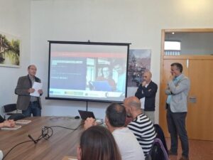 El Gobierno de Castilla-La Mancha inaugura un centro de alto rendimiento empresarial en Casas Ibáñez para impulsar el desarrollo económico