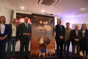 El Gobierno de Castilla-La Mancha invierte 4,5 millones en promocionar la DOP Queso Manchego en la última década