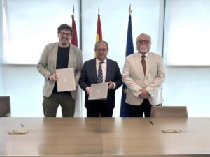 El Gobierno regional y la Fundación CIEES se unen para establecer unidades de apoyo a empleados públicos con discapacidad intelectual.