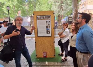 Inauguración de BESTIARIUM en Alcalá del Júcar con la presencia de Llanos Sánchez: Una Exposición Fotográfica Dedicada a las Razas Autóctonas y su Importancia en el Mundo Rural