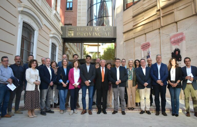La Diputación de Albacete reconoce la labor de ALUEX en la sociedad: Democratización cultural, lucha contra la soledad y rigor informativo
