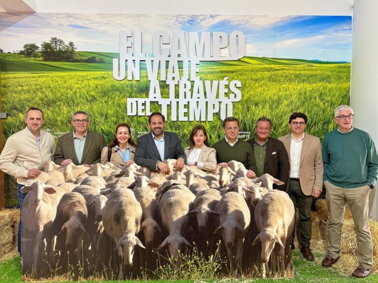 Núñez (PP) defiende el trabajo de los agricultores contra la burocracia en el sector primario