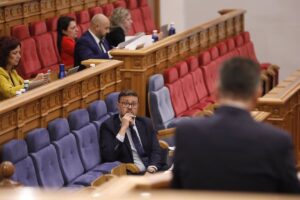 PP y Vox reclaman más presupuesto en Artes Escénicas para grandes ciudades, mientras el PSOE defiende el nuevo reparto