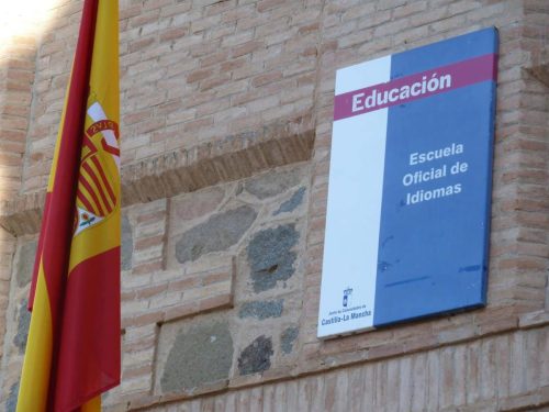 CSIF insta al Gobierno de C-LM a revertir los recortes en las escuelas de idiomas