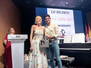 Diputación Galardonada por APANDAH por su Continuo Apoyo a Niños con Déficit de Atención