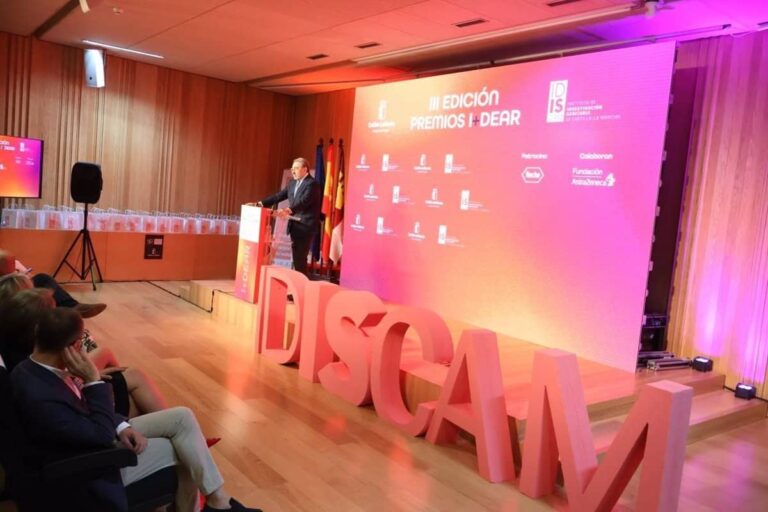 El Gobierno de C-LM Propondrá la Creación de la Categoría Estatutaria de Personal Investigador