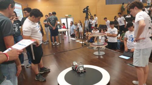 Institutos de Albacete y Ciudad Real ganan la V Competición de Robótica Intercampus UCLM 2025