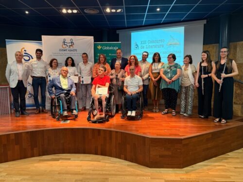 José González Destaca el Poder Transformador de la Literatura en la Superación Personal y Social