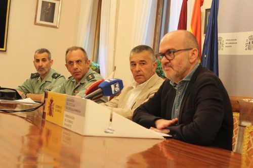 La demolición del cuartel de la Guardia Civil de Pozo Cañada para edificar un nuevo edificio durará un mes