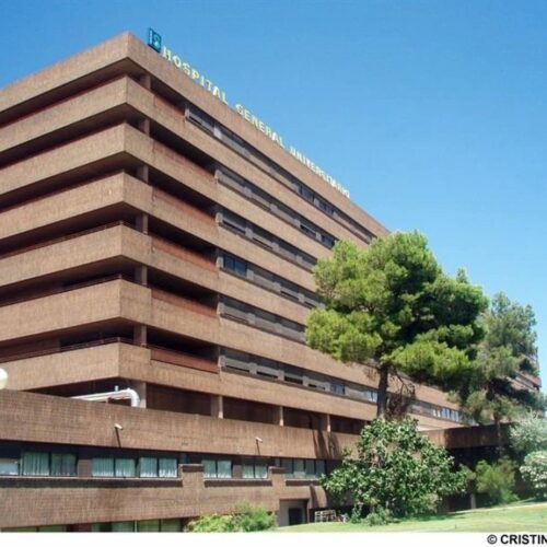 Trasladan al hospital a un joven de 17 años tras sufrir un atropello en carretera en Hellín