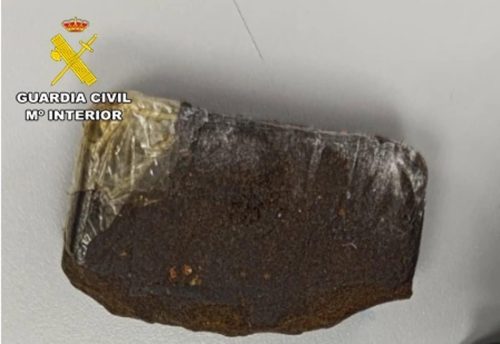 Detenido un hombre de 28 años en Ayna por un supuesto tráfico de drogas