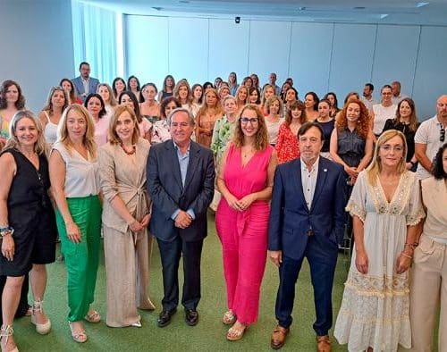 El Gobierno regional convoca ayudas de 103.000 euros para impulsar la investigación en materia de igualdad y conocimiento social.