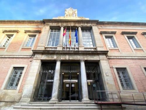 El Gobierno regional cubrirá 40 plazas de policía local en 22 ayuntamientos mediante una encomienda a la Junta de Comunidades