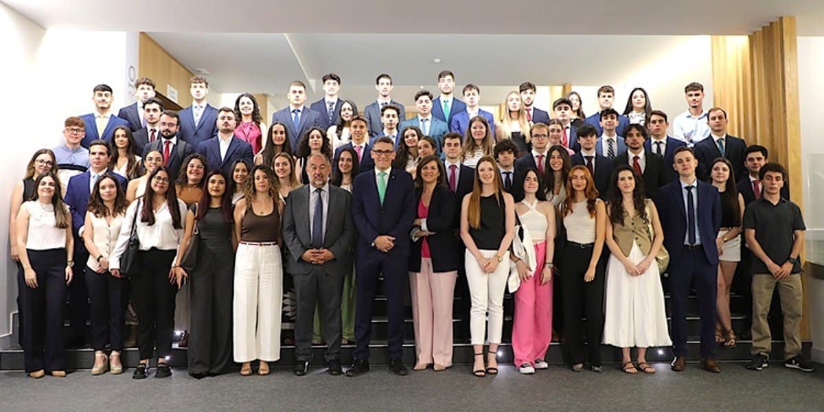 Eurocaja Rural da la bienvenida a más de un centenar de estudiantes en su periodo de prácticas