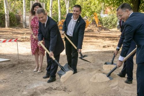 García-Page Anuncia Matrícula Gratuita para Primer Curso de Enseñanzas Artísticas Superiores en Castilla-La Mancha