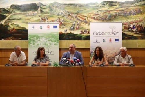 Gobierno regional y FADEMUR impulsan ‘Ponte en su lugar’ para prevenir la violencia de género con Grupos de Desarrollo Rural