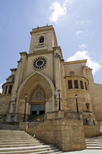 El convenio a tres bandas para la iluminación exterior de la Catedral de Albacete se firmará «en próximas fechas»